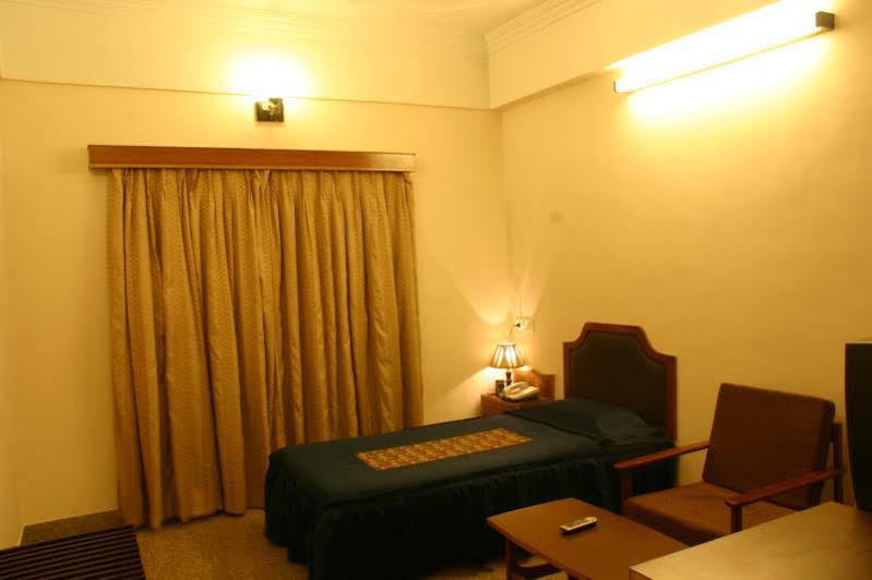Hotel Asansol International Eksteriør bilde
